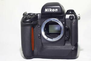 B546◆ Nikon ニコン F5 ボディ