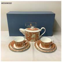 ☆未使用☆ WEDGWOOD ウェッジウッド カップ＆ソーサー＆デザートプレート＆ティーポット セット_画像1