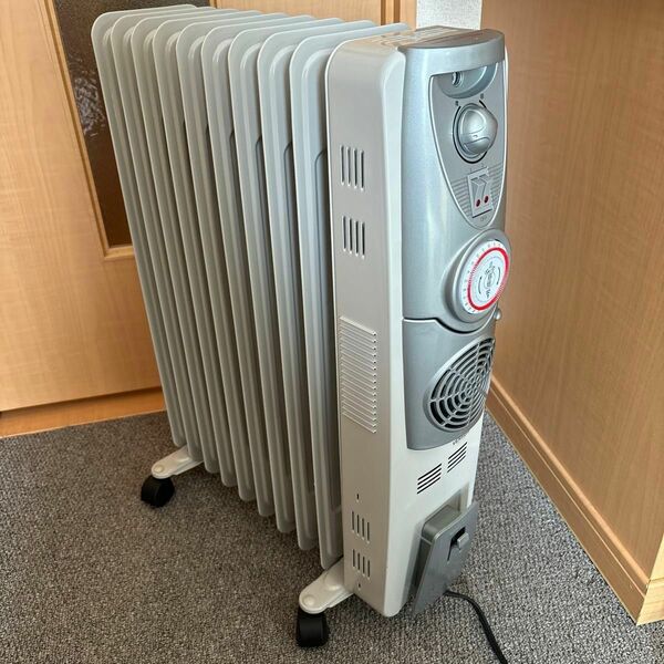 オイルヒーター 省エネ 電気代 ヒーター 12畳用 ファンヒーター ストーブ 速暖 温風 タイマー付き