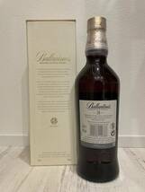 送料無料 バランタイン 21年 ブレンデッド スコッチ ウイスキー 新品未開栓箱付 700ml 40% BALLANTINE'S 21YO BLENDED SCOTCH WHISKY_画像2