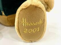 FS2254 Harrods KNIGHTSBRIDGE CHRISTMAS BEAR ハロッズ テディベア 2001 クリスマス 着脱可能 タグ付き ぬいぐるみ 現状品_画像2