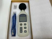 IYS67003 デジタル騒音計 SOUND LEVEL METER サウンドレベルメーター SL1361 通電確認済み 現状品_画像5