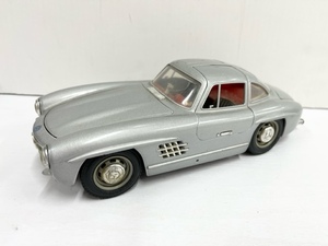 IYS66777 Mercedes Benz メルセデス ベンツ 300SL 1954 1/18 burago 模型 イタリア 車 現状品