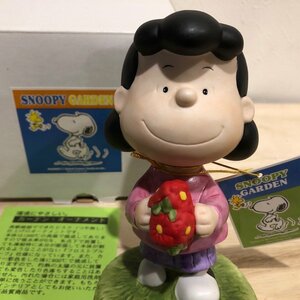 Ｂ　箱・タグ付き　デッドストック　ルーシー　ガーデンオーナメント　加藤工芸　スヌーピー　Snoopy　ピーナッツ　雑貨　陶器　置物　管理