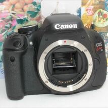 新品カメラバック付Canon EOS kiss x5 超望遠ダブルレンズ_画像3