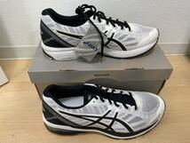 【6344】未使用 asics アシックス スニーカー 30.0cm メンズ シューズ 靴 現状品 長期保管品 箱付き_画像5