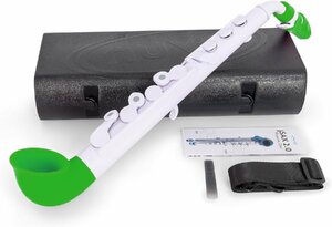 サックスC調 プラスチック製管楽器 NUVO ヌーボ jSax2.0 White/Green N520JWGN 専用ハードケース付 店頭展示品
