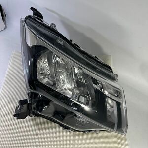 M　1-5-1美品　ルーミー　後期　M900A M910A 打刻N4 W6249　ヘッドライト 