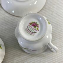 ROYAL ALBERT ロイヤルアルバート カップ&ソーサー 3点セット 洋食器 花柄 フラワー 金彩 ボーンチャイナ イングランド ティー 中古_画像10