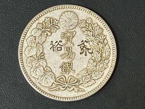 ☆　日本古銭 貿易銀 銀貨 明治8年 量目27.49g 竜 旭日 大日本 硬貨 管BARR