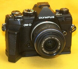 ★一発即決★オリンパス「OM-D E-M5 MarkIII」★おまけレンズ等付★最新ファームウェアに更新済です★ミラーレス★Mark III★Mark3★