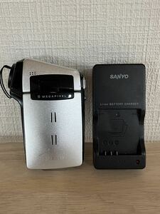 1円スタート SANYO サンヨー 三洋 デジタルムービーカメラ DMX-CG65型 カメラ ムービーカメラ 通電確認済み 