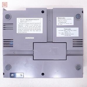 FC ファミコン 北米版 海外版 Nintendo ENTERTAINMENT SYSTEM 本体 NES-001 任天堂 通電OK ジャンク パーツ取りにどうぞ【20の画像5