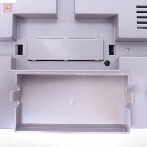 FC ファミコン 北米版 海外版 Nintendo ENTERTAINMENT SYSTEM 本体 NES-001 任天堂 通電OK ジャンク パーツ取りにどうぞ【20の画像7