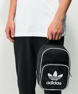 ADIDAS アディダス サンティアゴランチバッグ 保冷バッグ ブラック