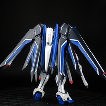 HG 1/144 ライジングフリーダムガンダム【塗装済完成品】＜機動戦士ガンダムSEED FREEDOM＞ [BANDAI SPIRITS]HGCE 243 プラモデル_画像7