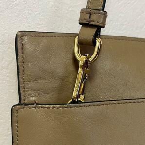 LOEWE ロエベ アナグラム ロゴ刻印 2way レザー ショルダーバッグ クラッチ ベージュ 斜めがけ 肩掛け クラッチバッグ セカンド ポーチの画像5