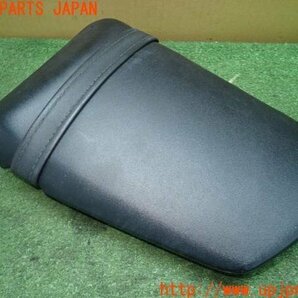 3UPJ=90010013]ヤマハ・YZF-R1(RN124)純正 リアシート 中古の画像2