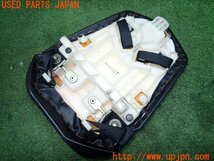 3UPJ=90010013]ヤマハ・YZF-R1(RN124)純正 リアシート 中古_画像4