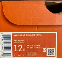 1円スタート新品未使用NIKE ジュニア ランニングシューズ スニーカー STAR RUNNERブラック 黒 サイズ18運動靴 _画像2