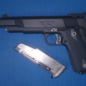 18才以上対象  KHC エアコッキングガン Ｍ１９１１－Ａ１ センチメーターカスタム 中古品   の画像1