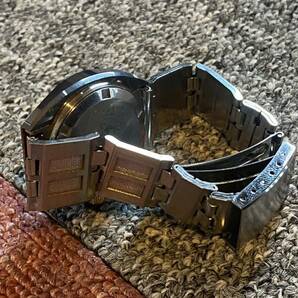 TECHNOS テクノス メンズ 腕時計 自動巻き HAWK BORAZON ホークボラゾン ブラックシェル文字盤 デイト シルバー ジャンクの画像6