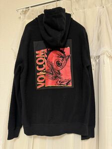 VOLCOM パーカー Mサイズ ブラック