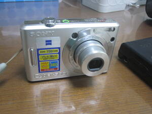 Sony Cyber-shot DSC-W35 デジタルカメラ （充電器付き）