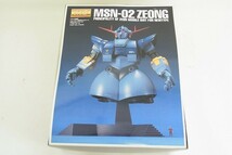 C252-S24-2778 BANDAI バンダイ MSN-02 ジオング マスターグレードモデル 1/100スケール プラモデル 現状品⑧＠_画像4