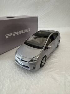 1/30 トヨタ 旧型プリウス PRIUS 前期　カラーサンプル ミニカー 非売品 ライトパープルマイカメタリック