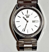 セイコー SEIKO 5 自動巻き　３針　男性用　腕時計　稼働品　純正ステンレスバンド　墨田工場製造_画像1