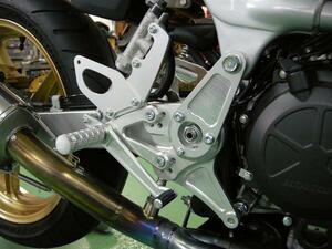 ステップバー①。CBR250RR VTR250 スパーダ CBR500R CBR400R CB500F CB400F CB250N CB400N VRX400 VTR1000F BROS650 BROS400 ブロス ホーク