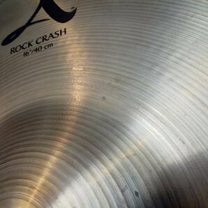 ４．Zildjian ジルジャン A Zildjian 16 inch Rock Crash  カップ付近割れあり中古品の画像4