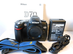 ☆希少美品級☆Nikon ニコン D70 　デジタル一眼　即日発送　付属品多数　メンテナンス済み