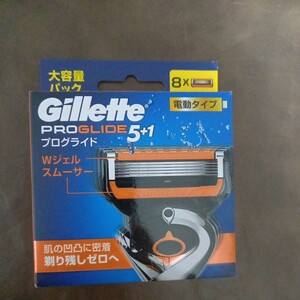 新品未開封品　送料無料　　　　　　　　　　　　　　　　　　　　　　　ジレット　プログライド5+1電動タイプ替刃8個入り×1 Gillette 