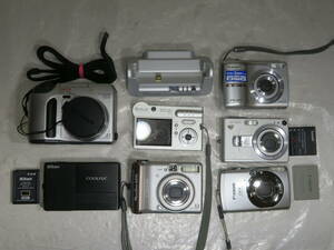 【カメラ】 Canon IXY・Power Shot / Nikon COOLPIX / OLYMPUS CAMEDIA・FE-210 / CASIO EXILIM　デジカメ　まとめて 7台　ジャンク扱い品