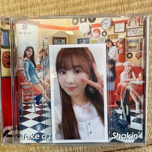 CD NiziU ミイヒ　トレカ　缶バッジ　Take a picture poppin shakinグッズ