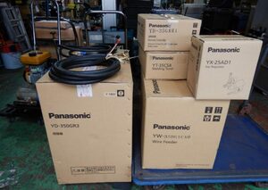 即決税0円未使用品Panasonicフルデジタル半自動溶接機YD-350GR3 350A 10m供給ケーブル仕様 YT-35CS4トーチ