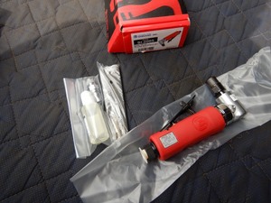 即決税0円未使用品信濃エアグラインダーSI-2005 コレット軸6mm アングルダイグラインダー 軸付砥石 レターパックプラス送料520円