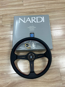 ■022 未使用　ステアリング レザー 350mm/14インチ ステアリングホイール　ナルディ NARDI