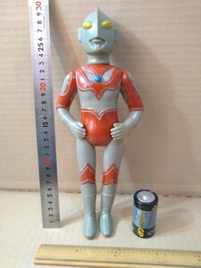 70年代放送当時物・帰ってきたウルトラマン　スタンダードサイズ　29.5cm　ソフビ製　中古美品　ブルマーク製　ウルトラマンジャック