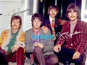 【送料無料】The Beatles 1967 高画質　サイン　フォト　フルメンバー　ビートルズ　写真
