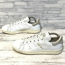 R5855bE adidas アディダス スニーカー ホワイト レディース 22cm STAN SMITH スタンスミス ローカット シューズ 靴 BZ0460 小さいサイズ_画像2