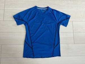 ★PUMA プーマ COOL CELL 半袖Tシャツ ロゴT 青 Vネック Mサイズ★