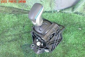 5UPJ-95277555]セレナ e-POWER AUTECH(HFC27)ATシフトレバー 中古