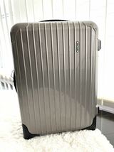 RIMOWA　SALSA リモワ　二輪　サルサ キャリーケース　機内持ち込みOK　スーツケース　シルバー　グレー_画像8