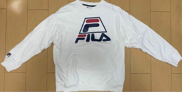 FILA ロンT Mサイズ　フィラ　長袖トレーナー