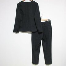 美品 23AW ナチュラルビューティーベーシック ノーカラージャケット×スラックス スーツ シャークスキンセットアップ M L ブラック ◆_画像2