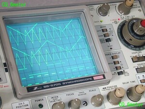 ●CQ_6meter●岩通の3現象アナログオシロ SS-5705 古いですが50M帯のAM変調波観測できてます