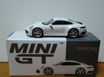 ★MINI GT 1/64　Porsche 911 Carrera S　　ポルシェ 911 カレラ S　　　ホワイト★_画像3